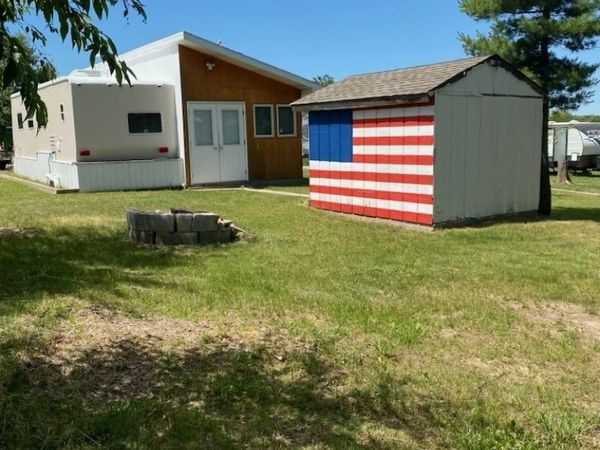 13-100 Woodhaven lakes , Sublette, IL 61367