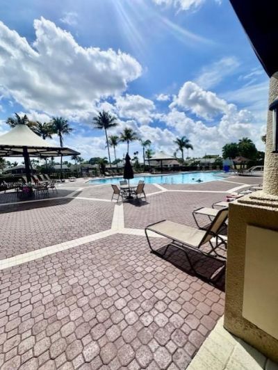 705 SE 25th Ln , Homestead, FL 33033 Photo