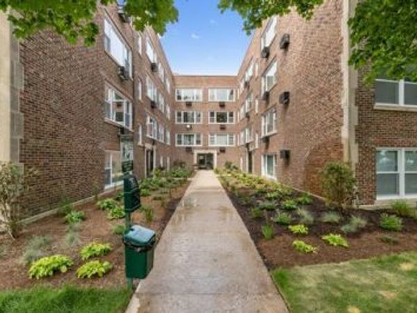 7638 N Eastlake Terrace , Unit 3W, Chicago, IL 60626