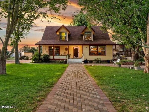 560 W CENTER Street, Chino Valley, AZ 86323