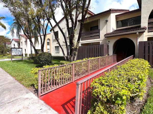8911 SW 123rd Ct, Unit 101, Miami, FL 33186