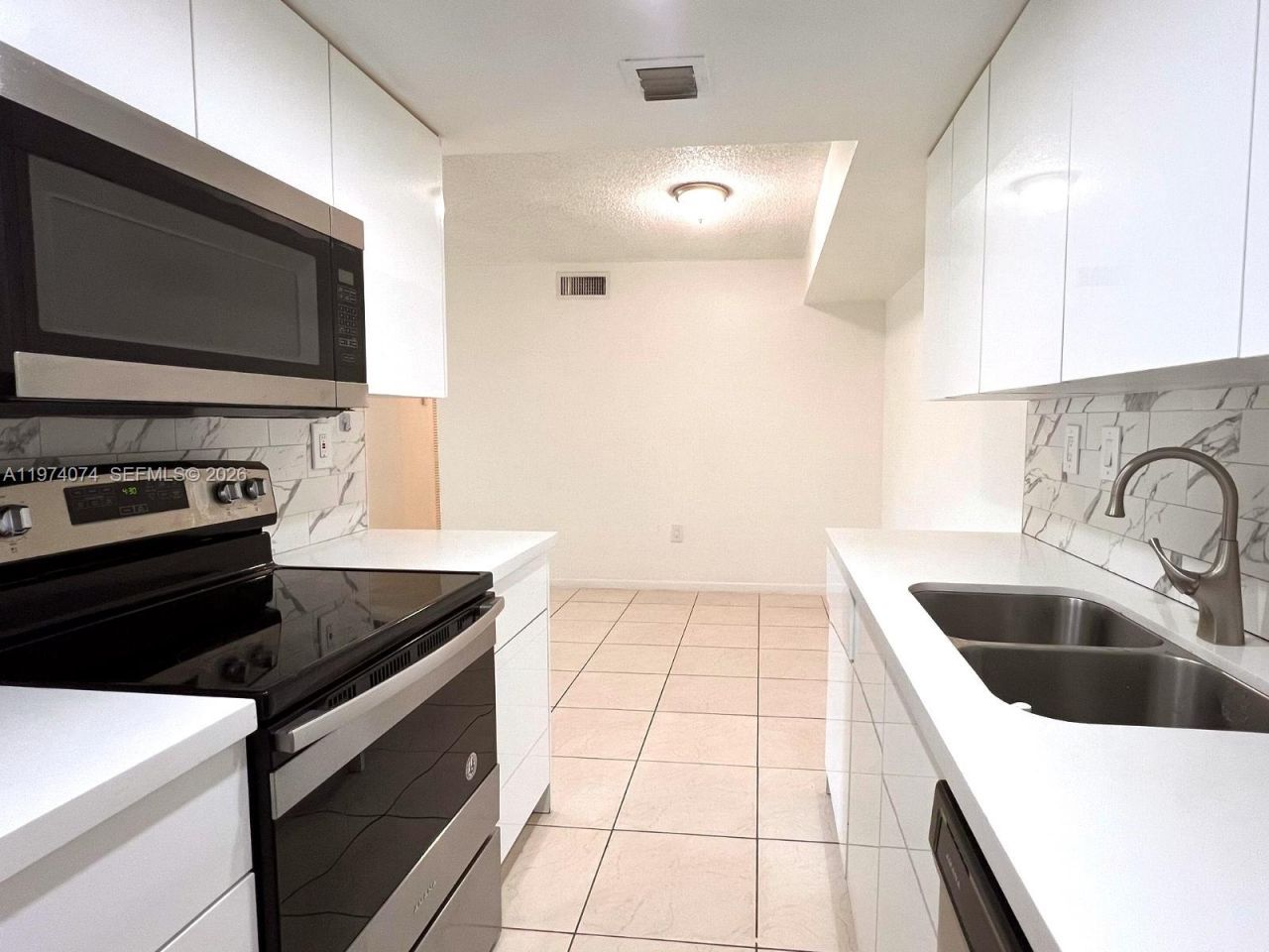 8911 SW 123rd Ct, Unit 101, Miami, FL 33186 Photo