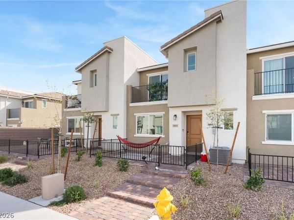 2854 Azure Moon Court, North Las Vegas, NV 89086