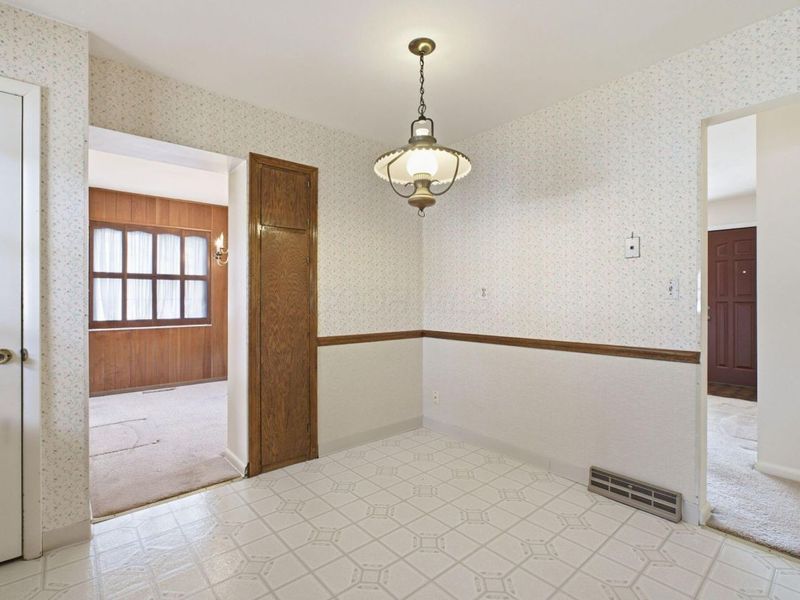 936 Havendale Drive, Columbus, OH 43220 Photo 16