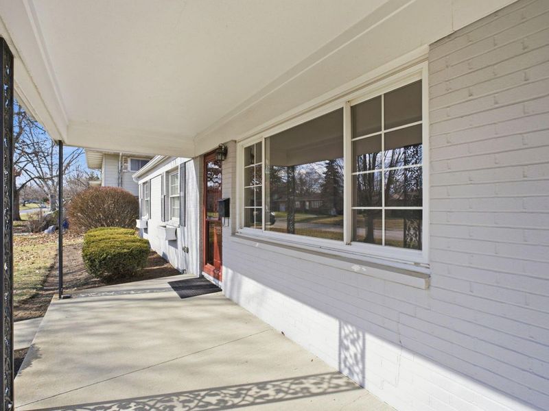 936 Havendale Drive, Columbus, OH 43220 Photo 3