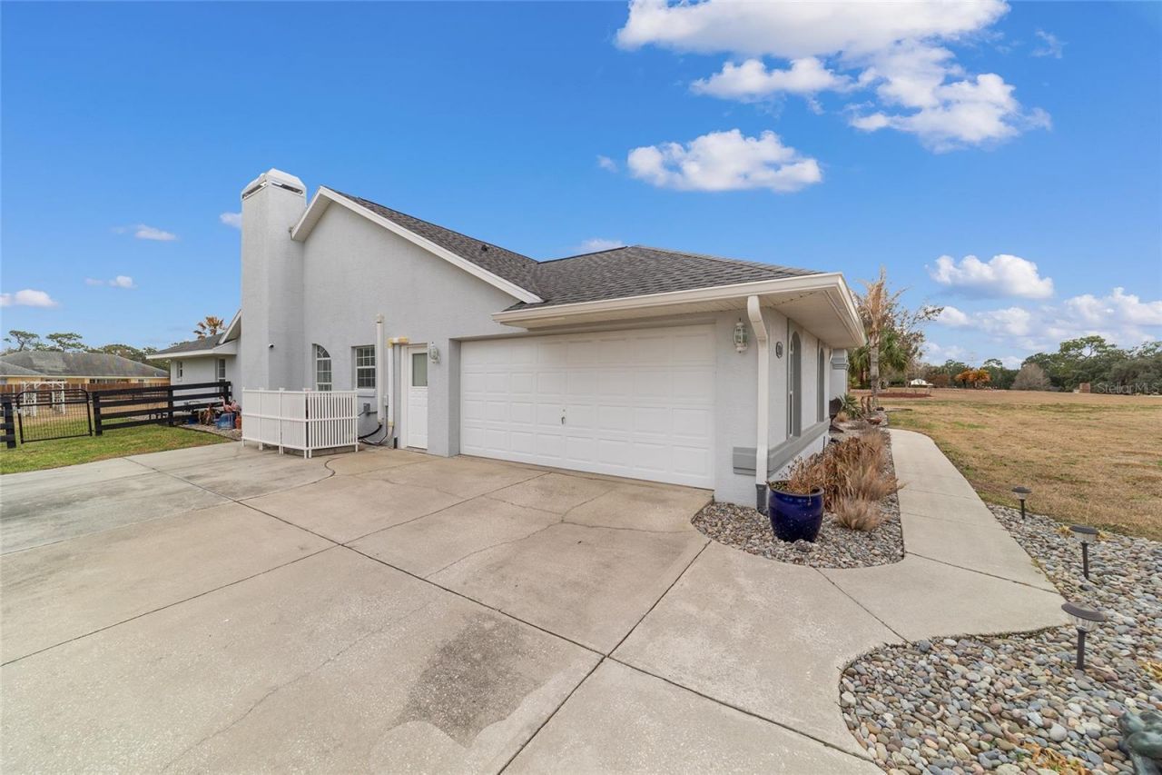 5970 NE 57th Loop, Silver Springs, FL 34488 Photo