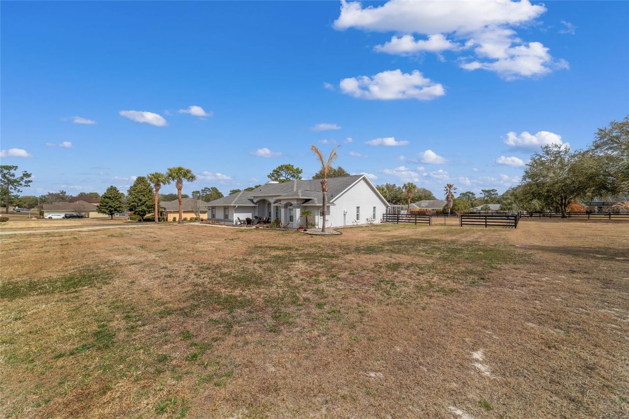 5970 NE 57th Loop, Silver Springs, FL 34488 Photo