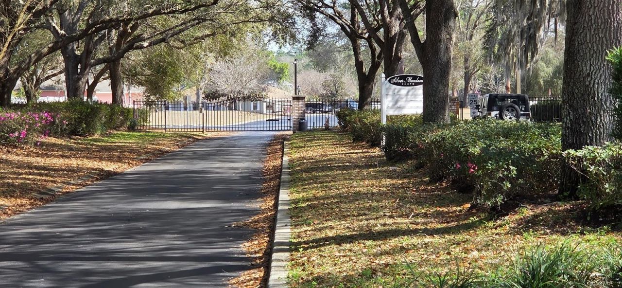 5970 NE 57th Loop, Silver Springs, FL 34488 Photo