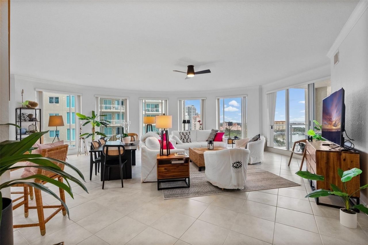 100 Beach Drive Ne, Unit 1501, Saint Petersburg, FL 33701 Photo