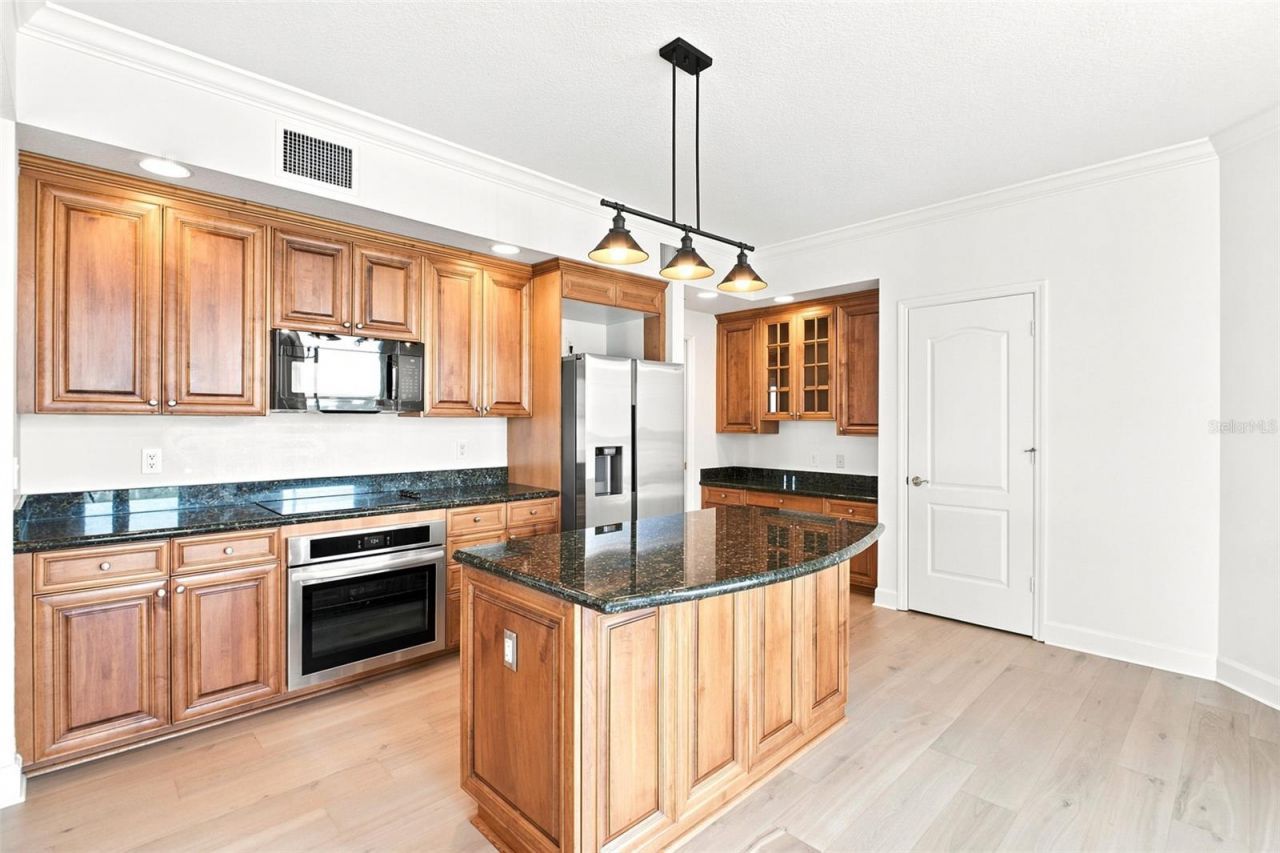 100 Beach Drive Ne, Unit 1501, Saint Petersburg, FL 33701 Photo