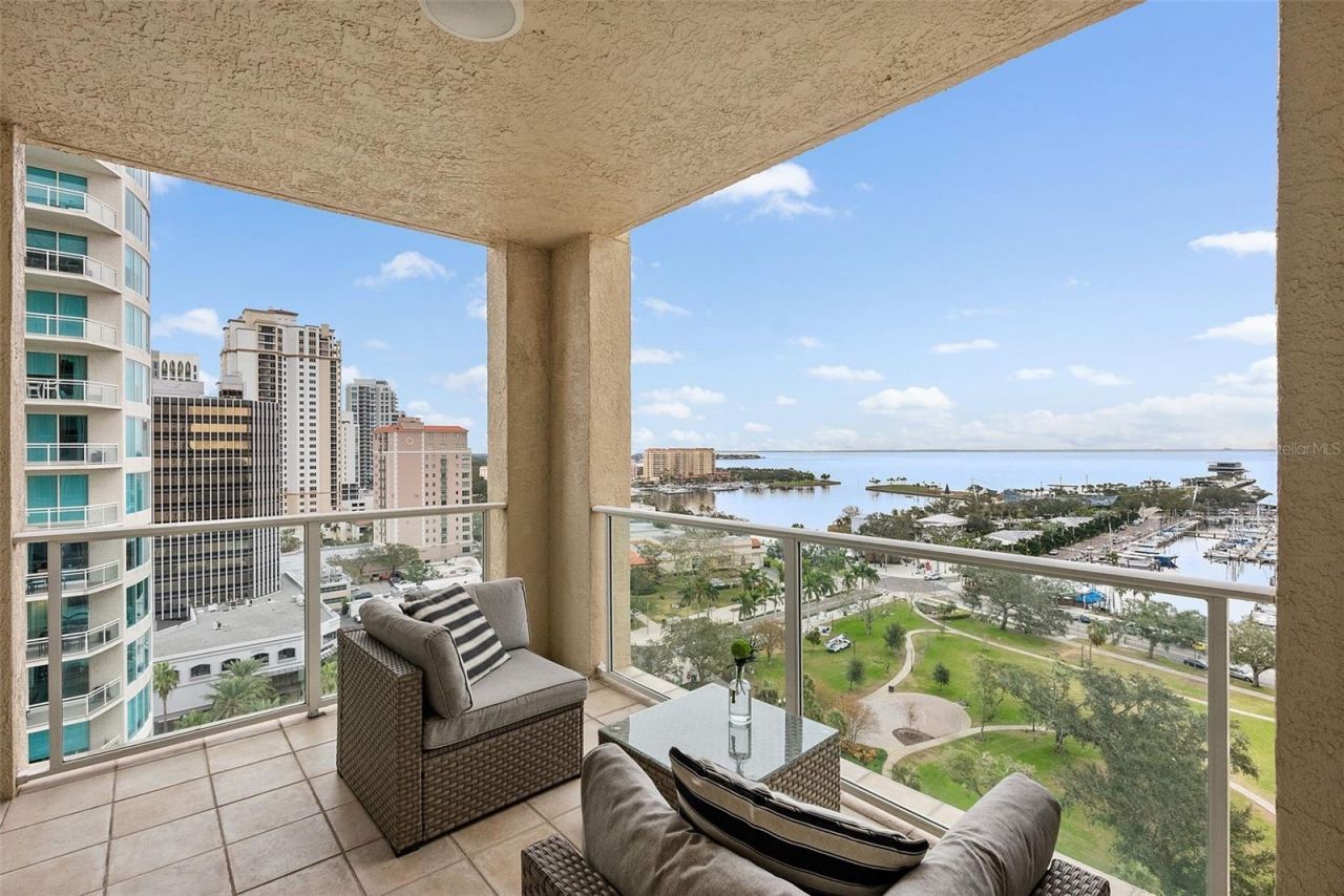 100 Beach Drive Ne, Unit 1501, Saint Petersburg, FL 33701 Photo
