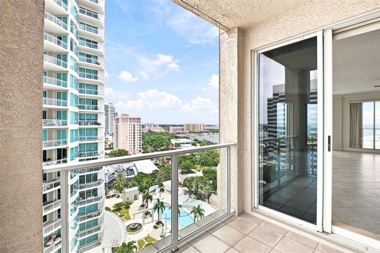 100 Beach Drive Ne, Unit 1501, Saint Petersburg, FL 33701 Photo