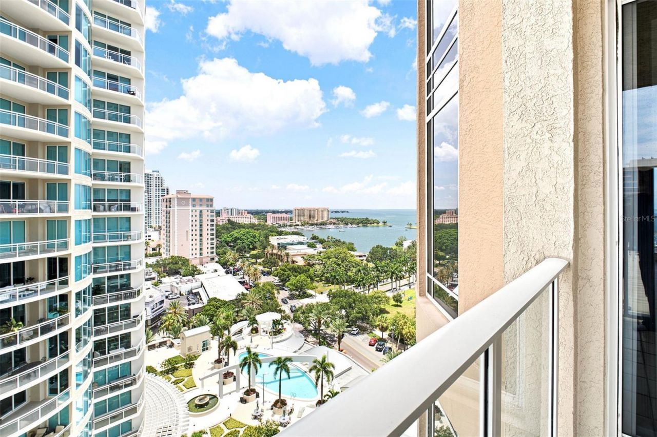 100 Beach Drive Ne, Unit 1501, Saint Petersburg, FL 33701 Photo
