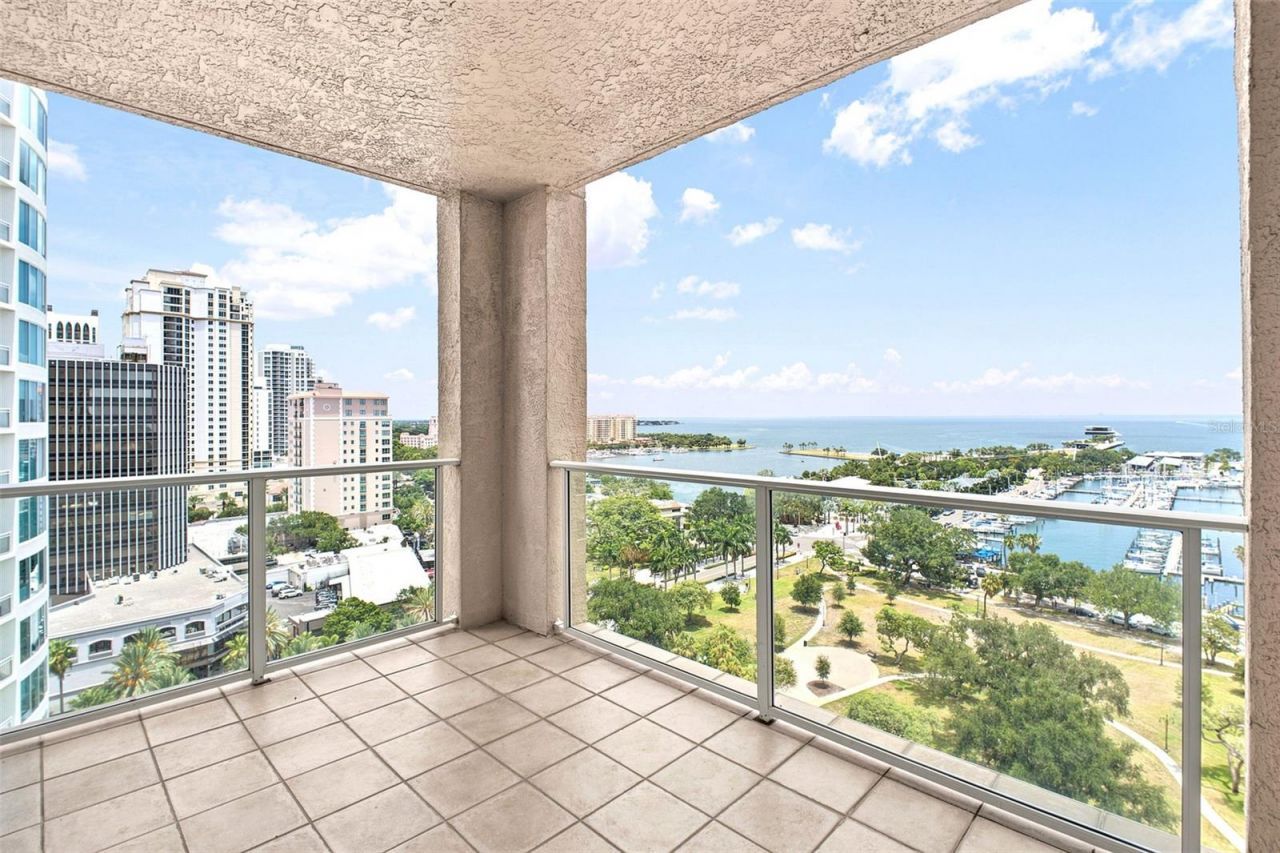 100 Beach Drive Ne, Unit 1501, Saint Petersburg, FL 33701 Photo