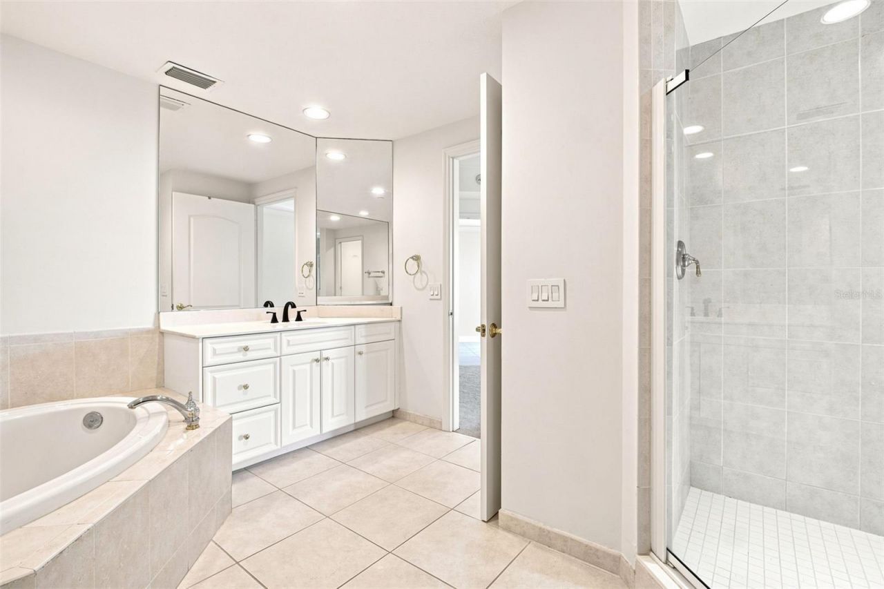 100 Beach Drive Ne, Unit 1501, Saint Petersburg, FL 33701 Photo