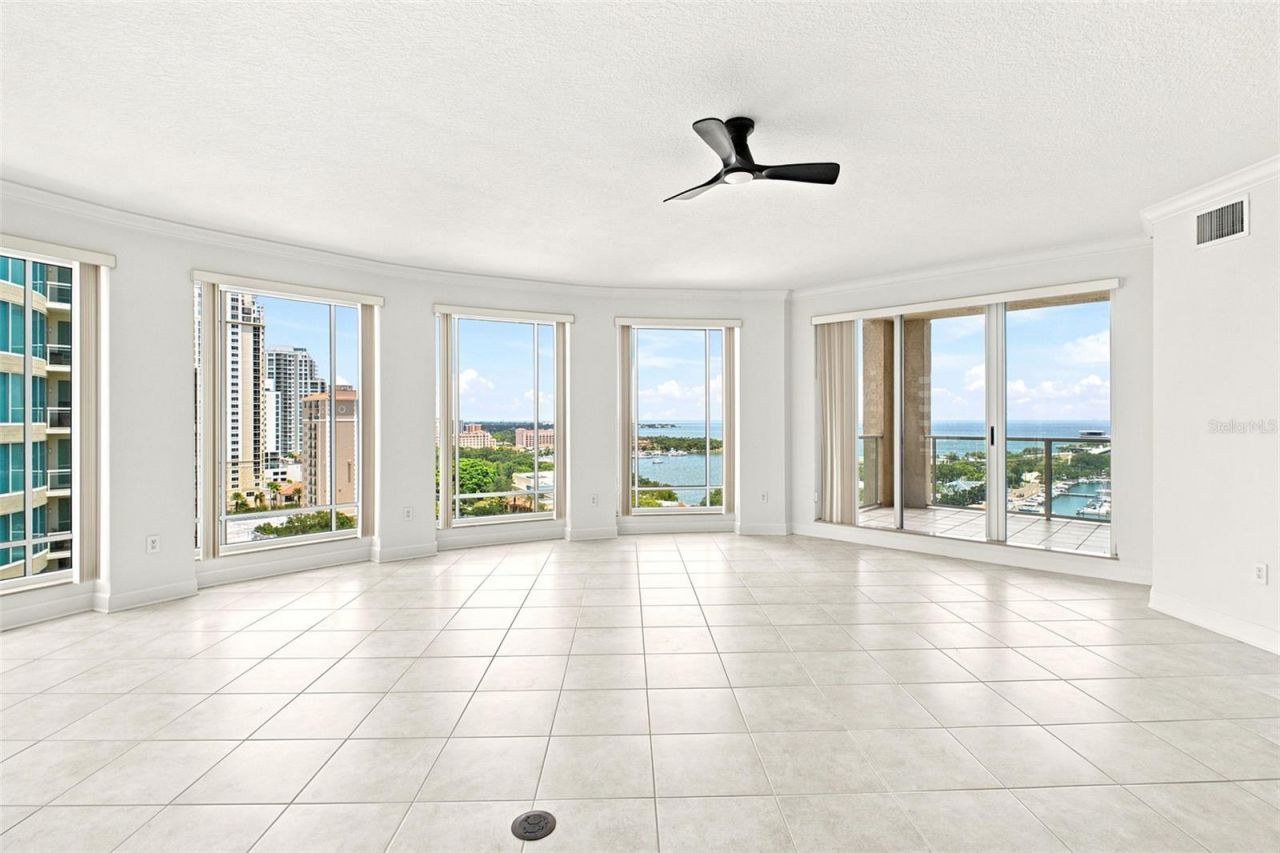 100 Beach Drive Ne, Unit 1501, Saint Petersburg, FL 33701 Photo