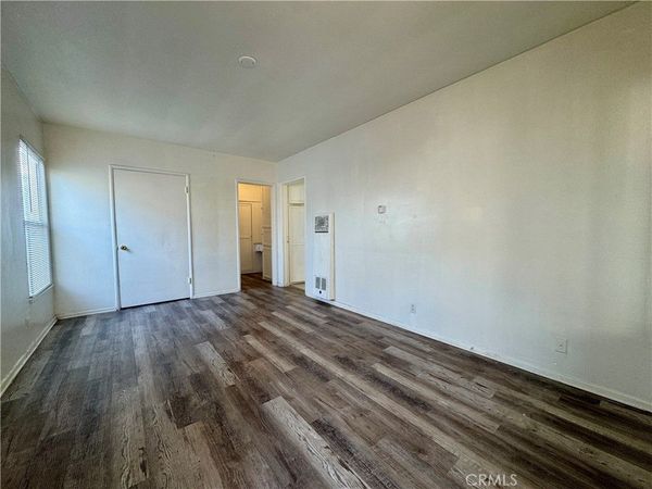 516 E Lomita Avenue, Unit 8, Glendale, CA 91205