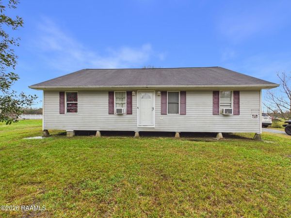 1053 Carolyn Rose Drive , Breaux Bridge, LA 70517