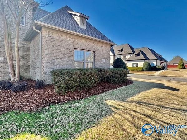 123 Windsor Hill Road, Huntsville, AL 35824