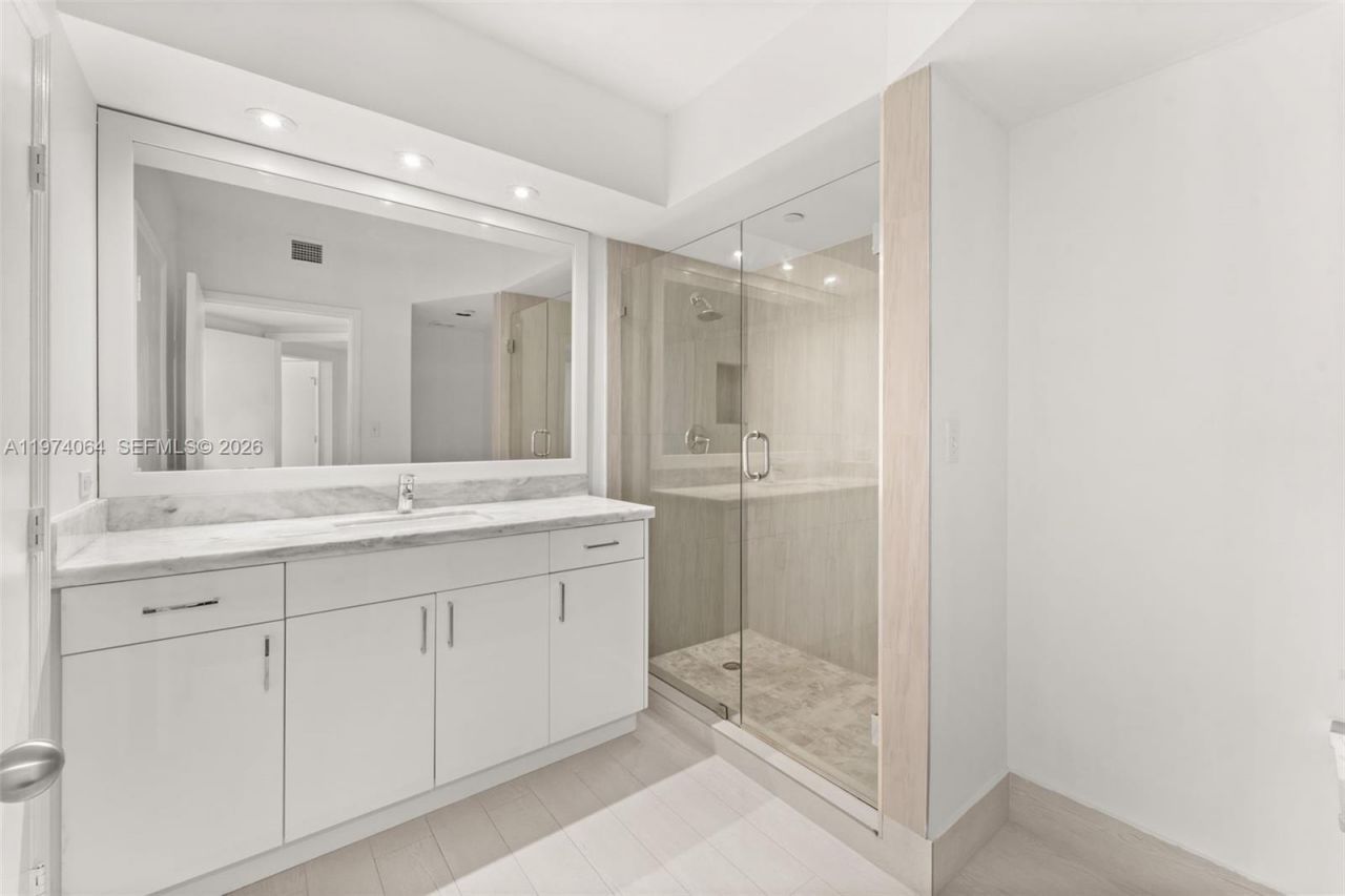 1330 West Ave , Unit 1614, Miami Beach, FL 33139 Photo