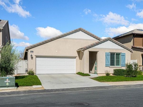 27936 Autumn Ct, Valley Center, CA 92082