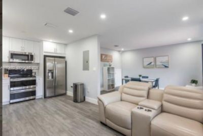 7125 NW 173rd Dr, Unit 2405, Hialeah, FL 33015 Photo