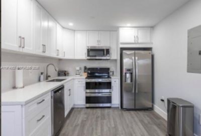 7125 NW 173rd Dr, Unit 2405, Hialeah, FL 33015 Photo