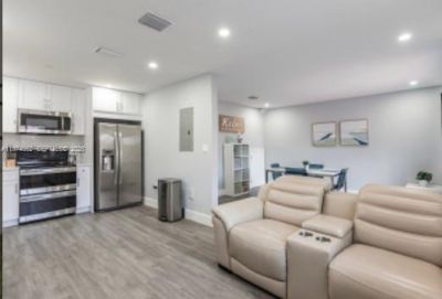 7125 NW 173rd Dr, Unit 2405, Hialeah, FL 33015 Photo