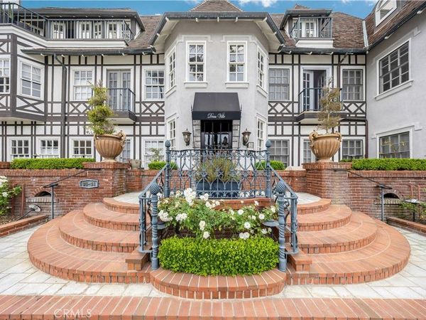 39 Coronado Avenue, Long Beach, CA 90803