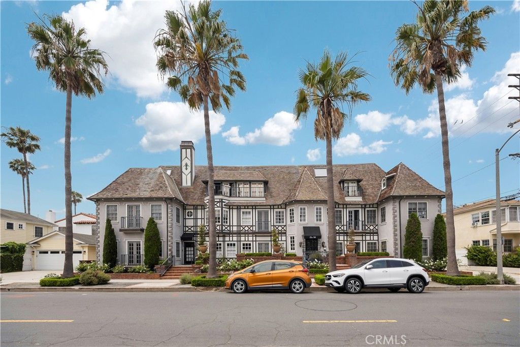 39 Coronado Avenue, Long Beach, CA 90803 Main Photo