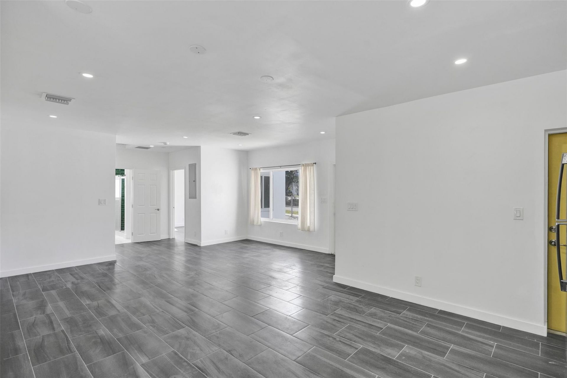 1904 SE 1st Avenue, Fort Lauderdale, FL 33316 Photo