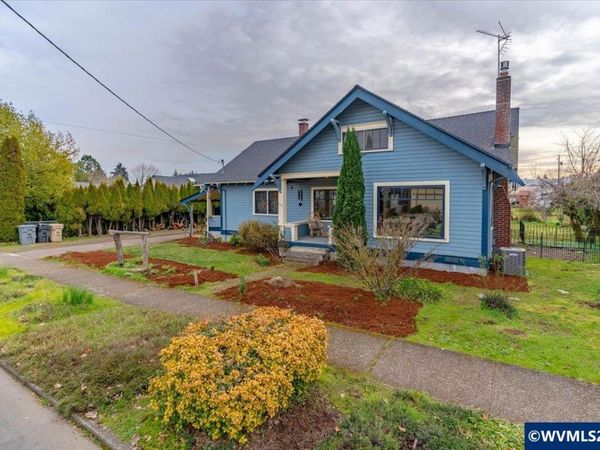 633 SE Ash St, Dallas, OR 97338