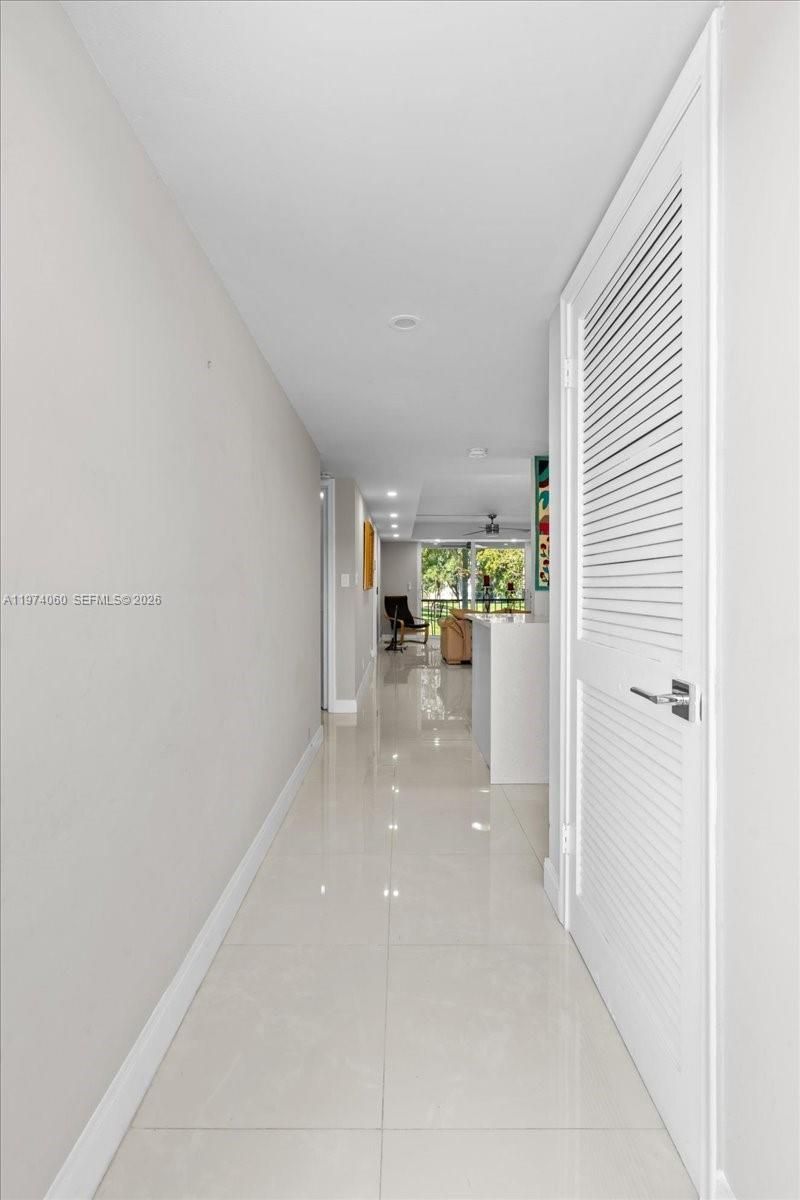 811 S Hollybrook Dr, Unit 208, Pembroke Pines, FL 33025 Photo