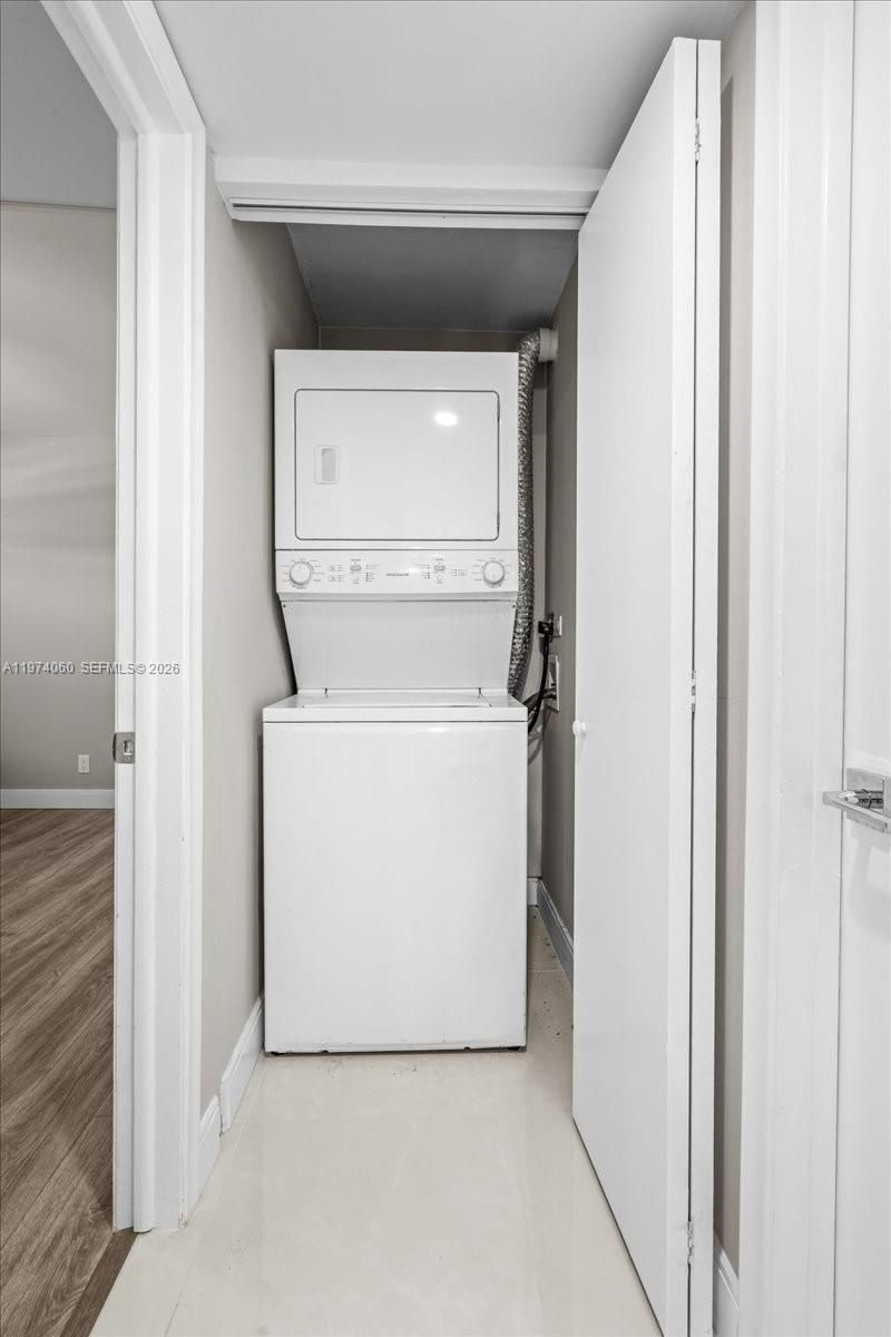 811 S Hollybrook Dr, Unit 208, Pembroke Pines, FL 33025 Photo