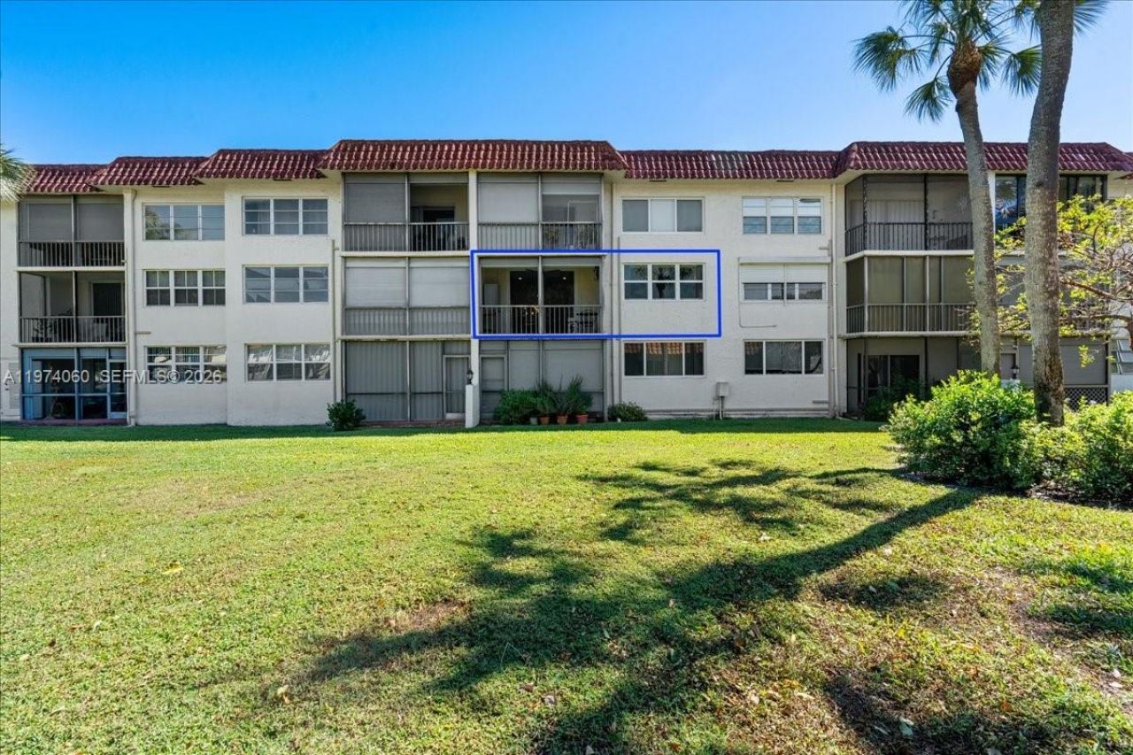 811 S Hollybrook Dr, Unit 208, Pembroke Pines, FL 33025 Photo