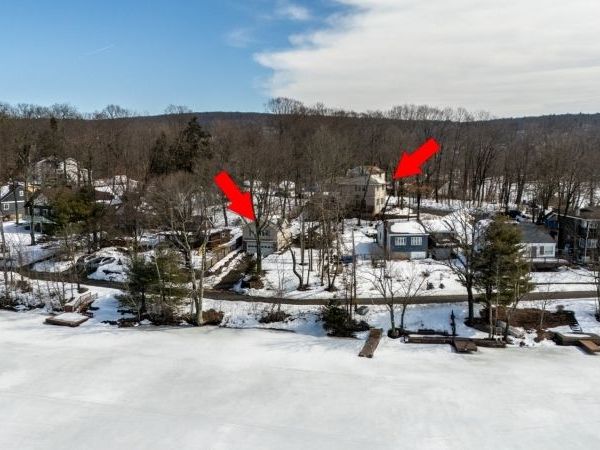 32 Clayton Rd, West Milford, NJ 07421