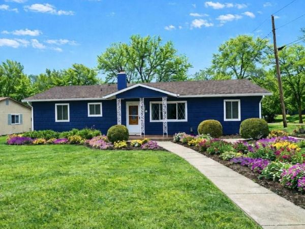 5508 S Stough Street, Hinsdale, IL 60521