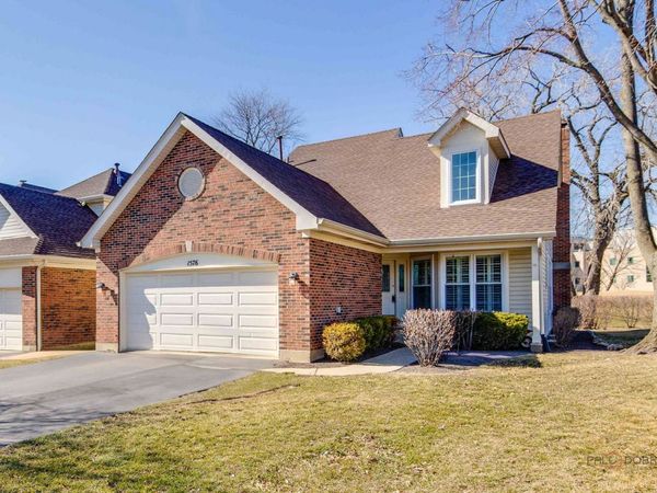 1576 Poplar Creek Drive, Hoffman Estates, IL 60169