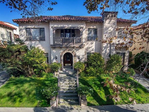 126 N Sycamore Avenue, Los Angeles, CA 90036