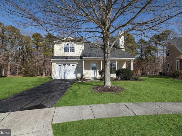25 BEECHWOOD COURT, BARNEGAT, NJ 08005