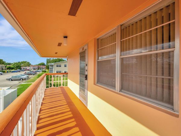 332 Sheffield N, West Palm Beach, FL 33417