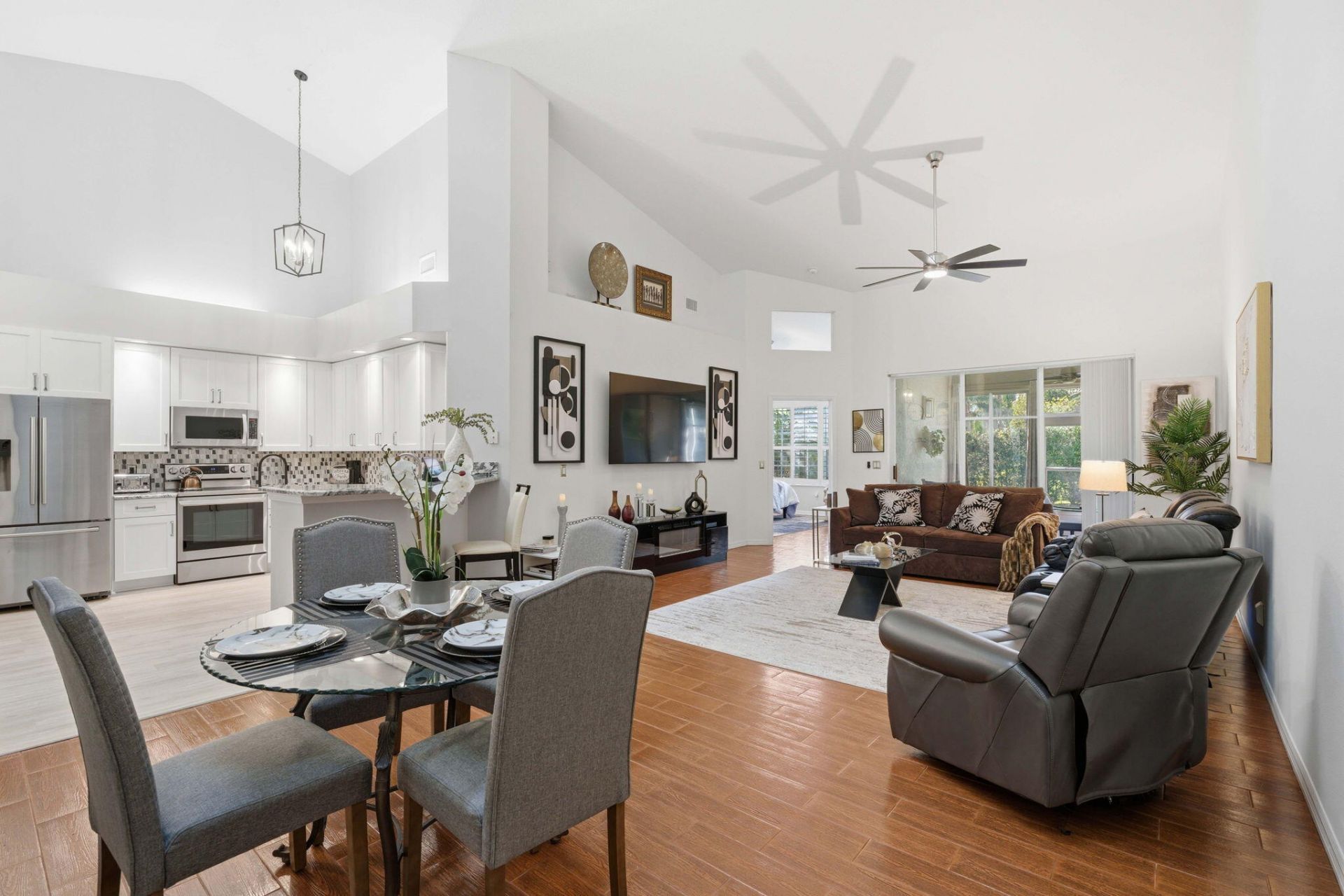 1632 SW Harbour Isles Circle, Unit 88, Port Saint Lucie, FL 34986 Photo