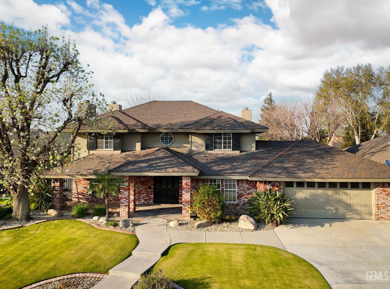 6400 Madonna Avenue, Bakersfield, CA 93308 Main Photo