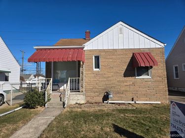 2069 11th Street, Wyandotte, MI 48192