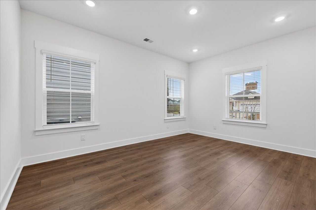 351 Calm Water Way Photo 6