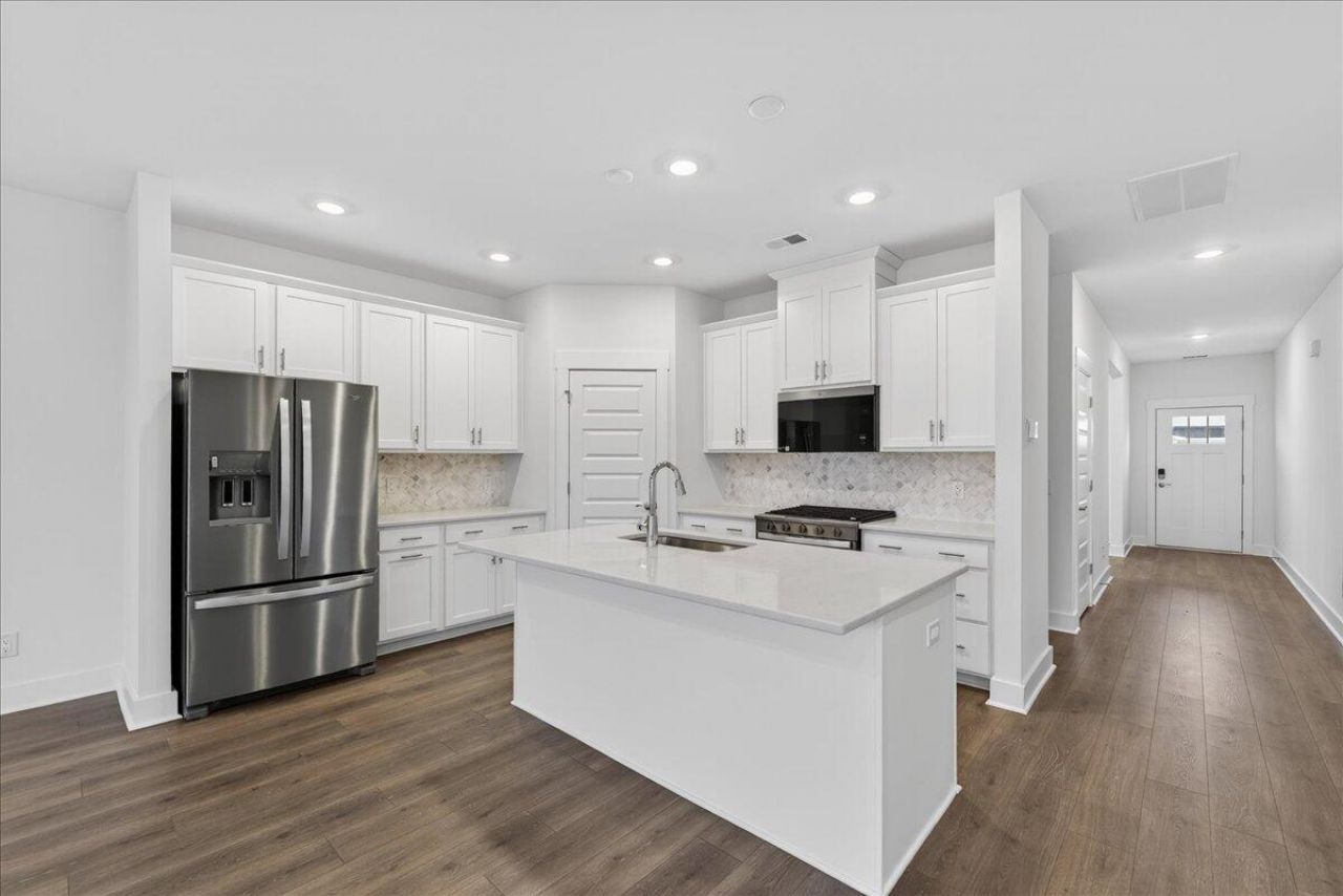 351 Calm Water Way Photo 9