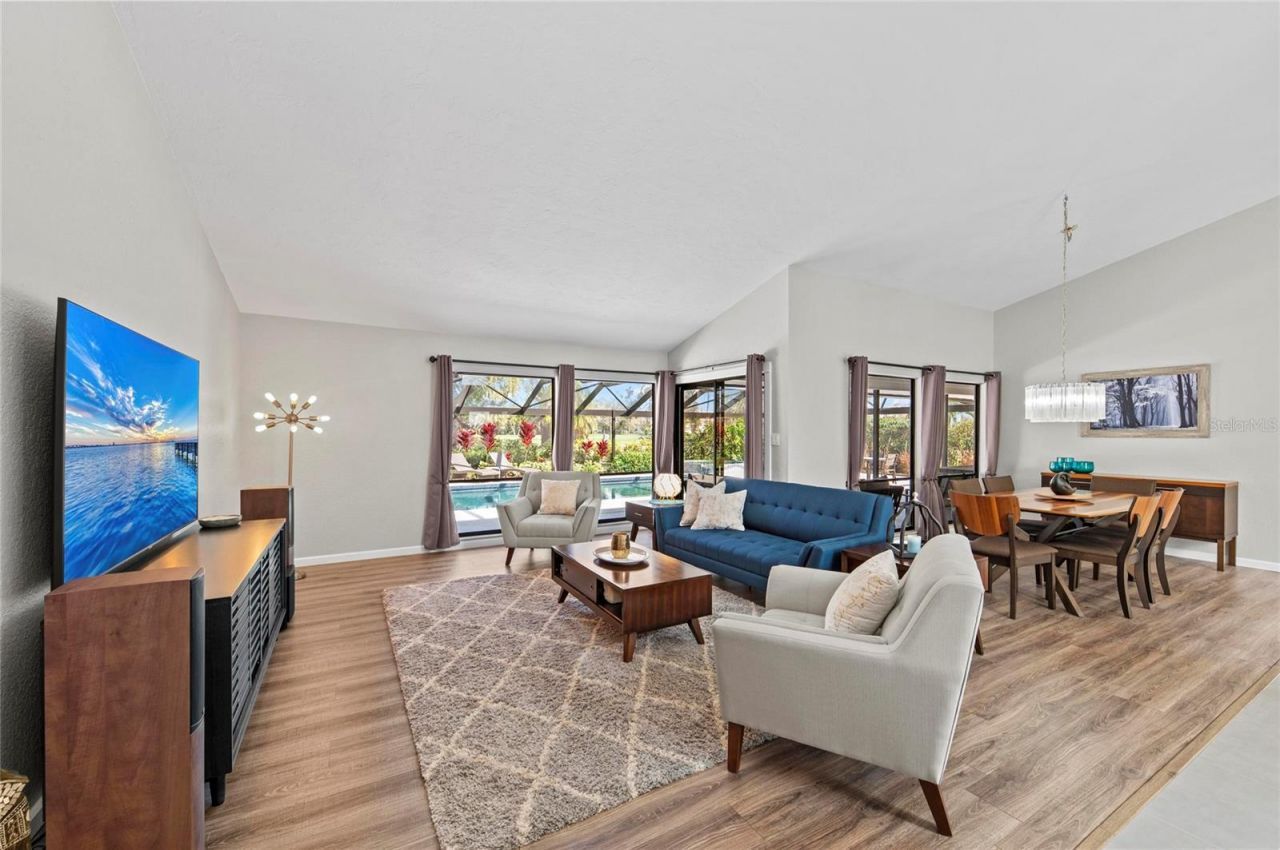 6107 45th Street W, Bradenton, FL 34210 Photo