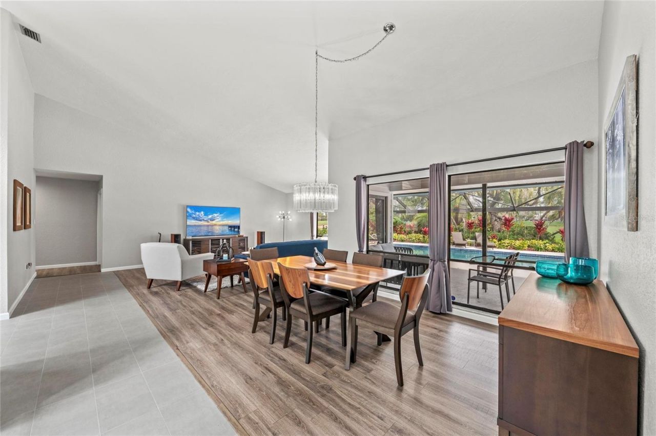 6107 45th Street W, Bradenton, FL 34210 Photo