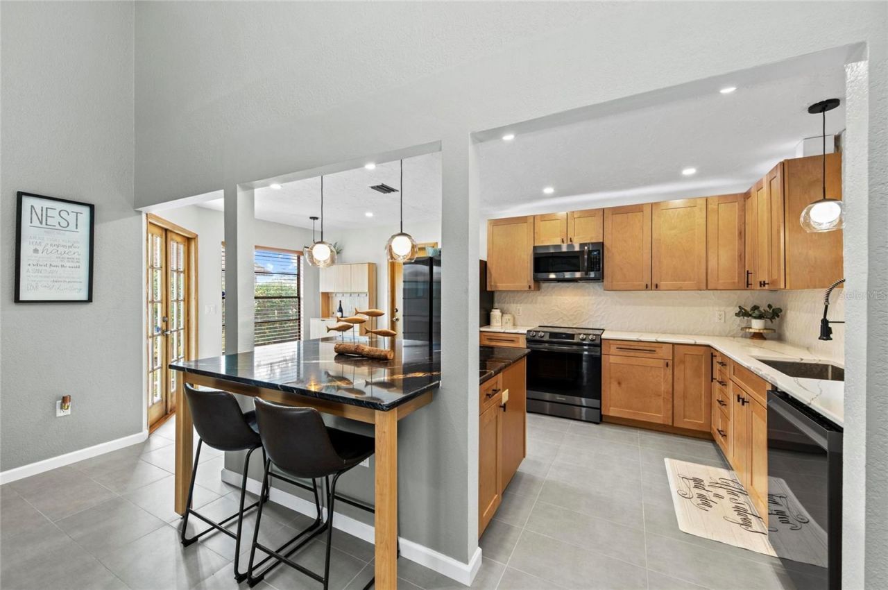 6107 45th Street W, Bradenton, FL 34210 Photo