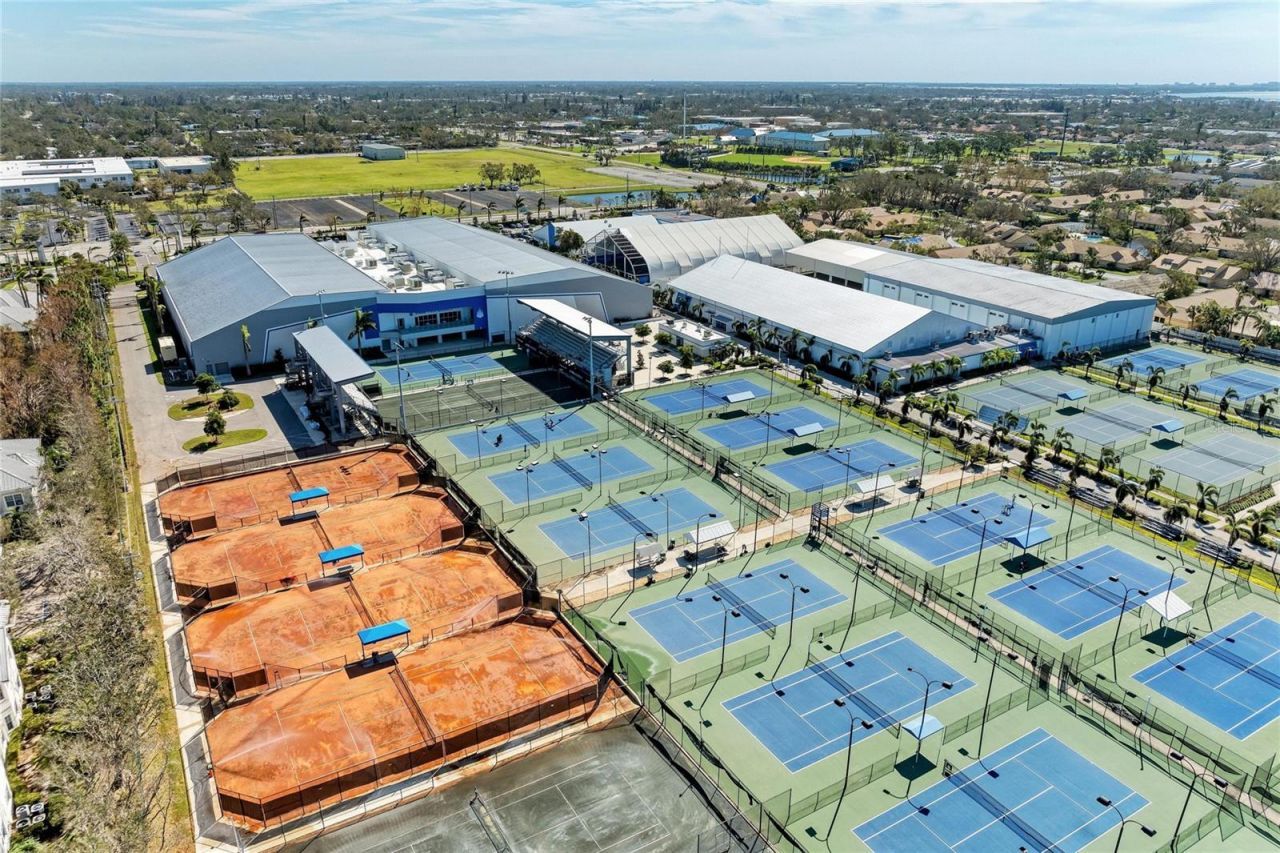 6107 45th Street W, Bradenton, FL 34210 Photo